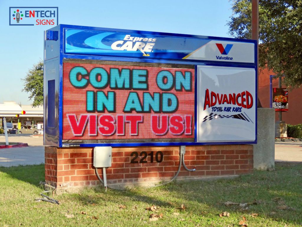 Advertise Oil Change Specials, Promotions, Services and More with an LED Sign!