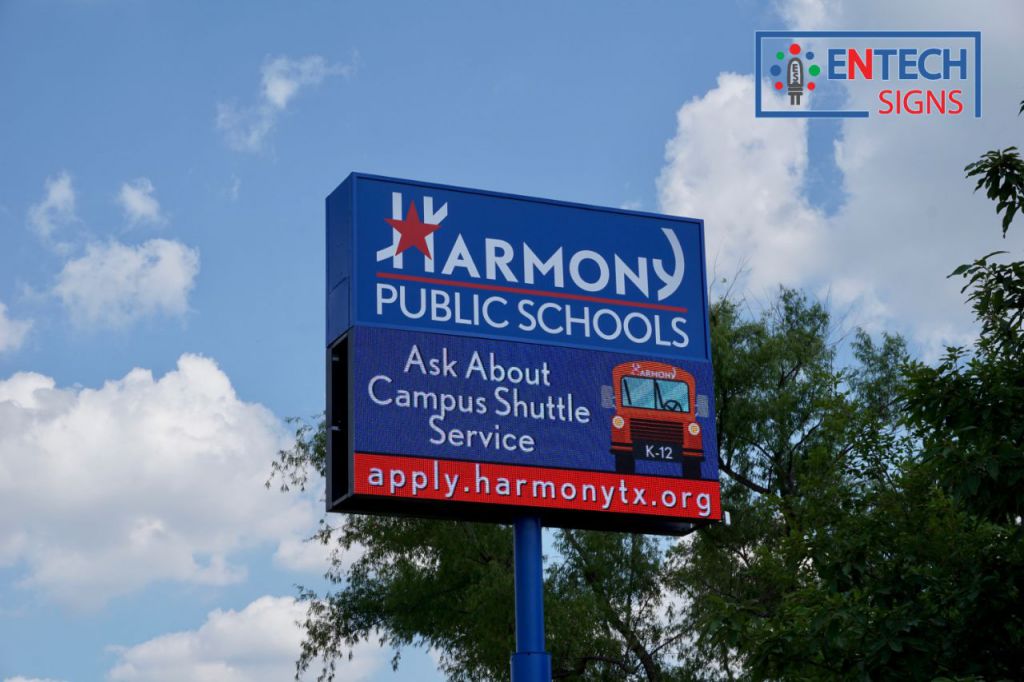 Attract new Students by Advertising with a Digital LED Sign