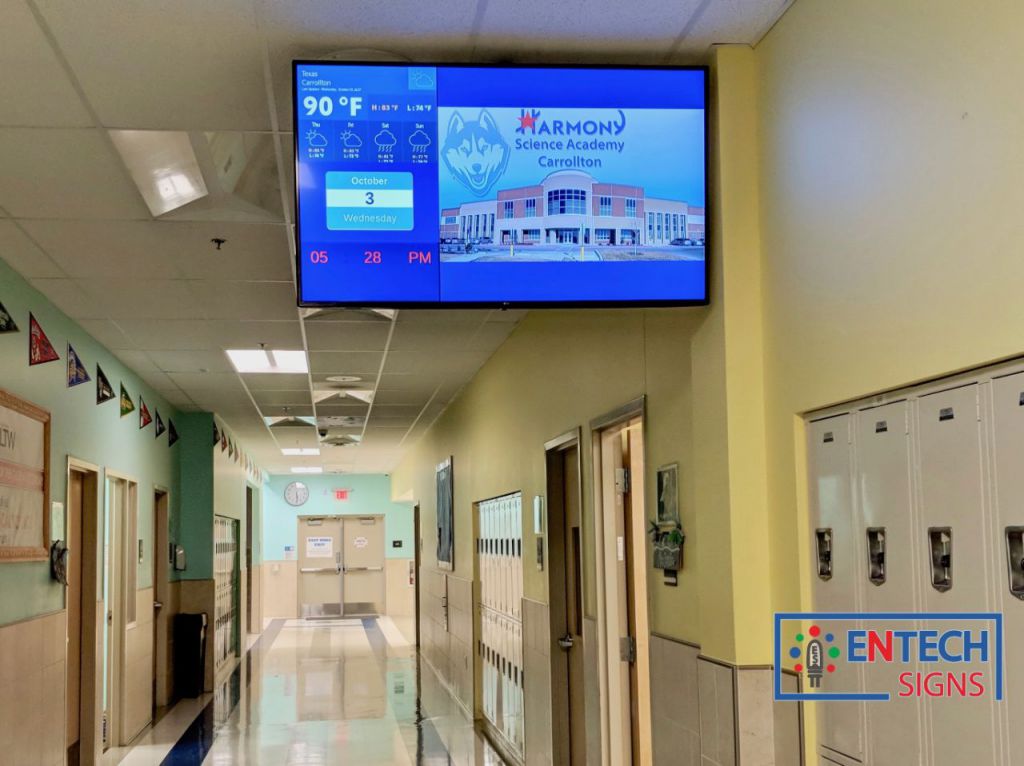 Indoor Digital Signage for Schools